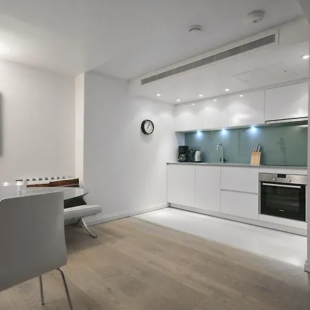 Apartment Uber Eye House London