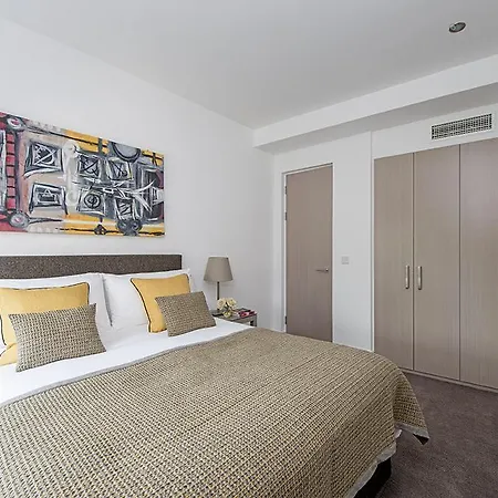 The Rosebery By Supercity