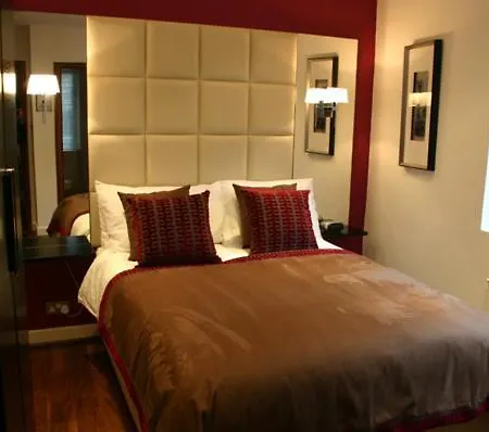 Mayfair Court Service Hotel 3*