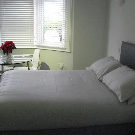 Otel Park House Serviced *