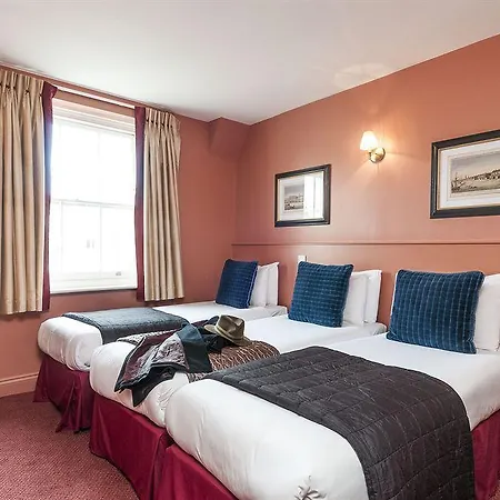 Hotell Rose Court 3*