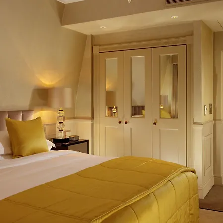Hotel Althoff St James's & Club