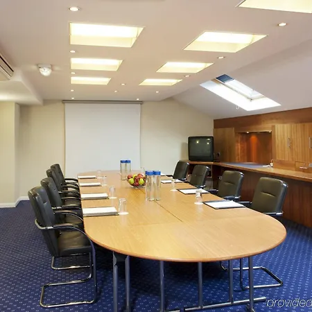 Leonardo London Heathrow Airport Hotel West Drayton (Middlesex)
