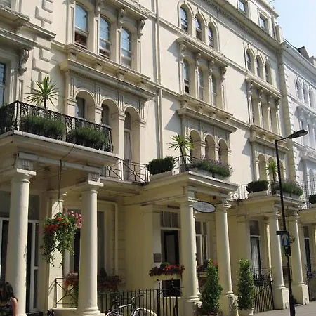 Umi Hotel