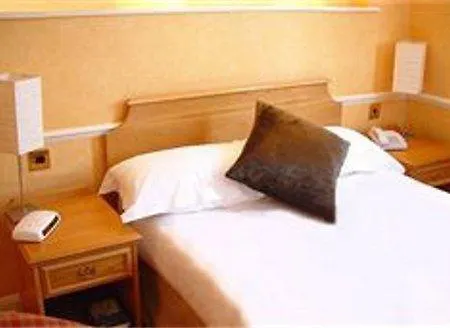Umi Hotel