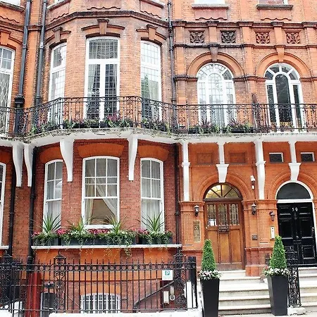Kensingtoncourt 3*