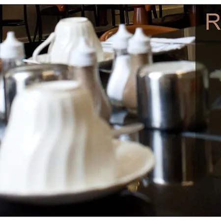 Rose Court 3* London