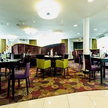 Hotel Doubletree By Hilton London Heathrow Airport 4*