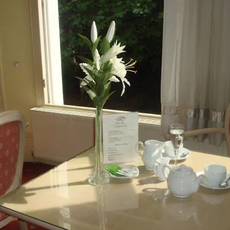 Hotel Derby Kensington