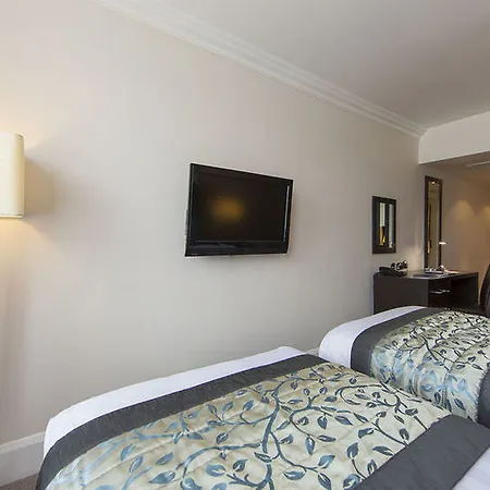 Hotel Thistle London Heathrow Terminal 5 3*