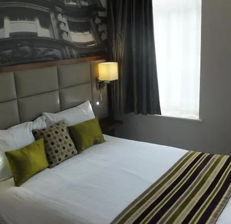 Hotel Seraphine Kensington Olympia 4*