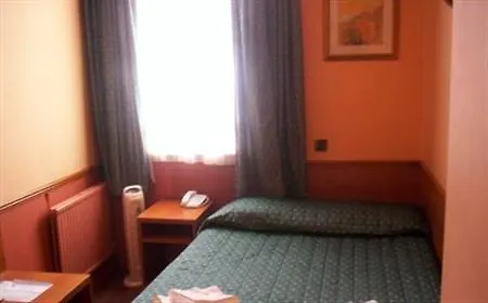 Hotel Brunel 3*