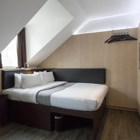 The Z Victoria Hotel Londýn