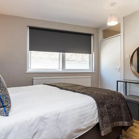 Kensington Mews House Apartment