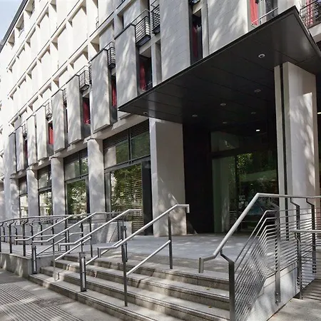 Imperial College Princes Garden 4* London