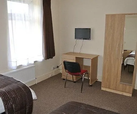 Oyo Golders 3* Londen
