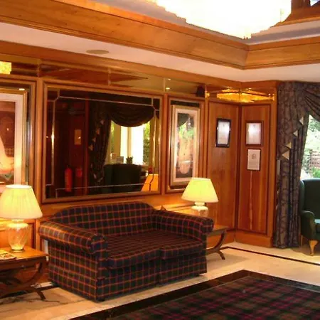 Western Burns Kensington Hotell 3*