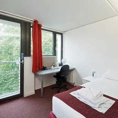 Imperial College Princes Garden 4*
