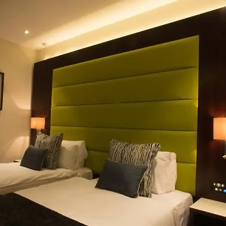 Hotel The Kings Head 4*