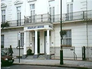 Stanley House Hotel 2*