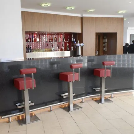 Express City, An Ihg 3*