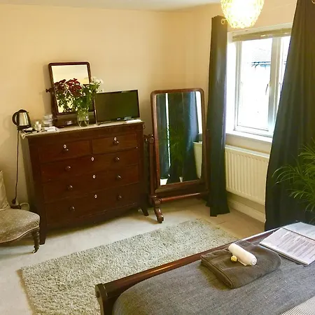 Lynbrook Grove 5*