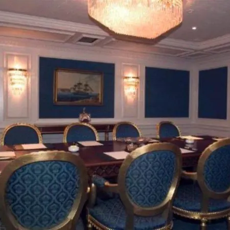 Hotel Bentley