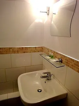 Dylan Earls Court شقة لندن