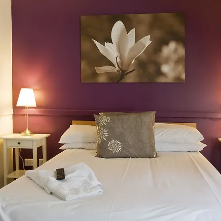 Gilwell Park Hotel
