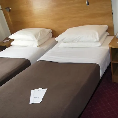 Hotel Ambassadors Londra