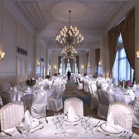 The Landmark 5*