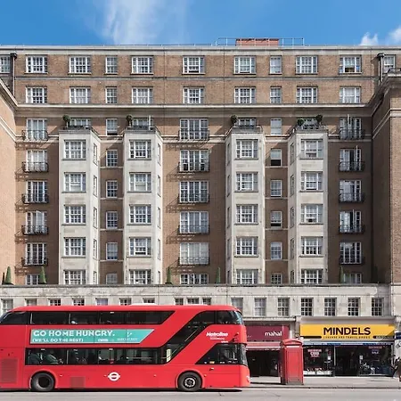 Central Forset Court Studio Apartment *