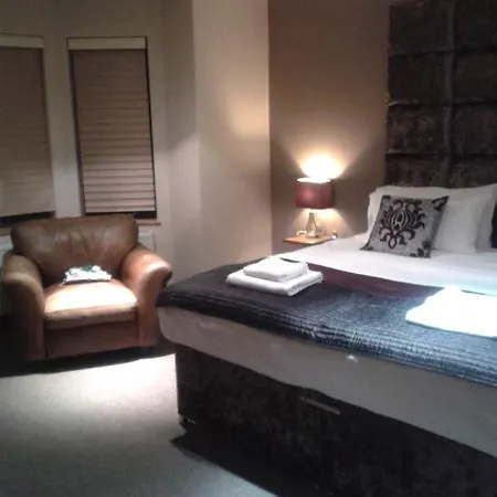 Heathrow 4* Hounslow