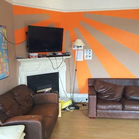 Hostel Hootananny