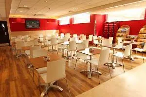 Travelodge Waterloo 3* Londýn