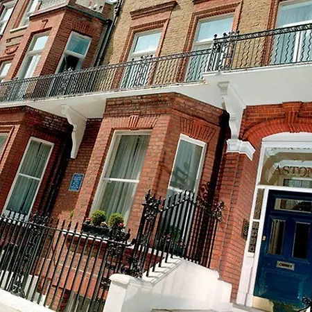 Astons Hotel 3*