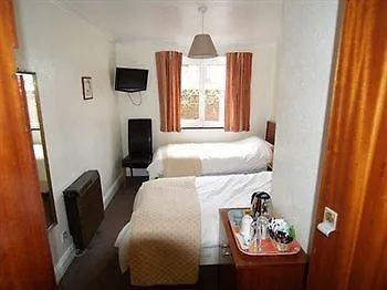 White 3* Londra