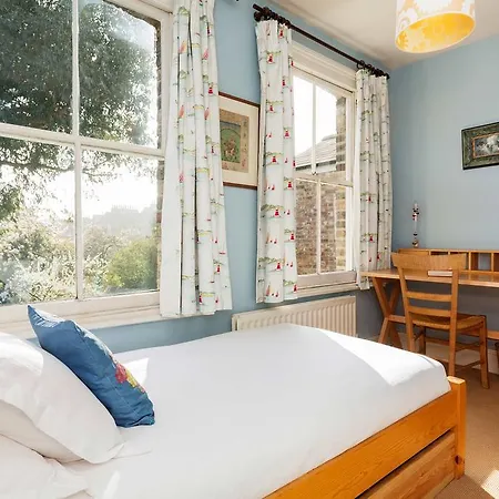 Veeve - Fields Holiday home *