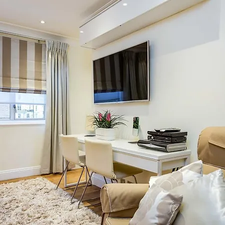Hyde Park Residence Apartment