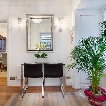 Hyde Park Residence Apartment London