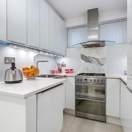 Hyde Park Residence Apartment