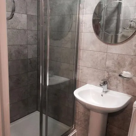 Shalimar Guest house Hounslow