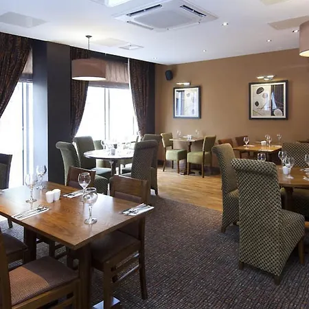 Premier London Ealing 3* Brentford