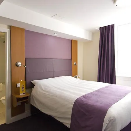 فندق Premier Victoria 3*
