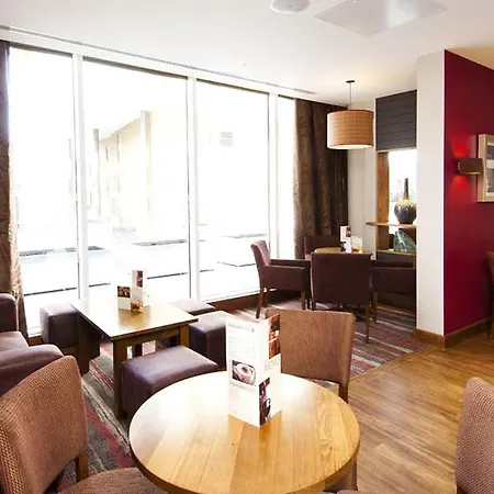 Hotel Premier Greenwich 3*