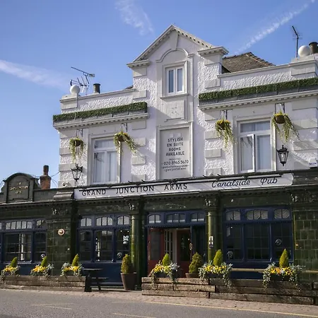 Grand Junction Arms 3* London