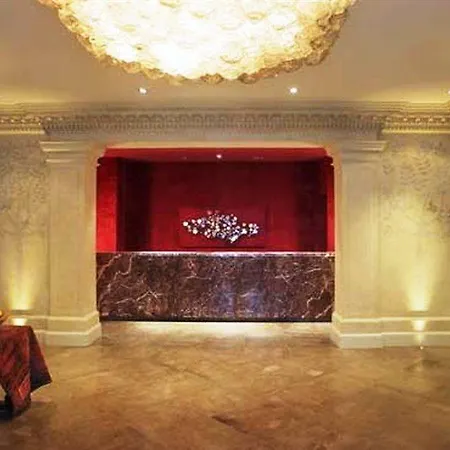 Hotel The Kensington 5*