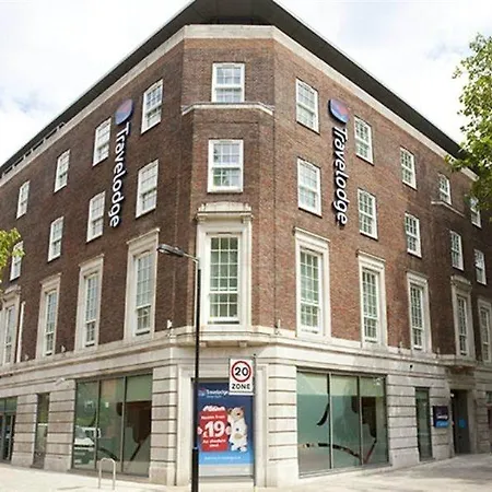 Travelodge Waterloo 3*