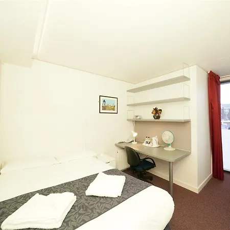 Imperial College Princes Garden Hotel