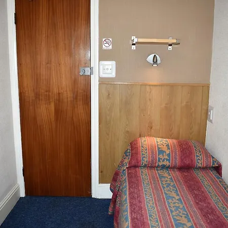 Macdonald Guest house